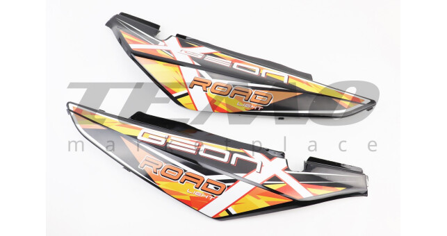 Пластик задний боковой правый + левый X-Road Light 200/250/GEON чёрный с оранжевым рисунком - фото 1