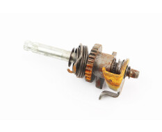 УЦІНКА Вал кікстартера в зборі (шестерня, пружина) CB250 (присутній наліт)