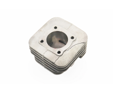 УЦІНКА генератор D(ET-950) Циліндр (цпг) 63сс-45mm 0,8 кВт (ET-950) (подряпини на дзеркалі циліндра, тріснуте ребро, див. фото)