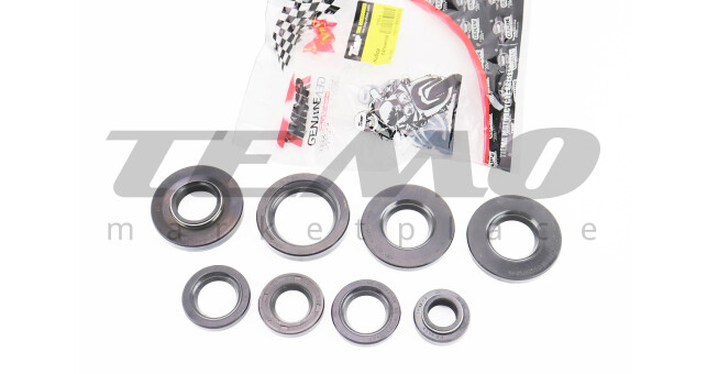 Сальники к-кт 8шт (16,5x30x7/10; 22x35x7; 22x36,5x6-2шт; 25x52x6-2шт; 25x52x7/9,5; 35x52x8,5) Юпітер - фото 1