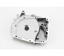 Крышка двигателя правая (под щуп) тип 1