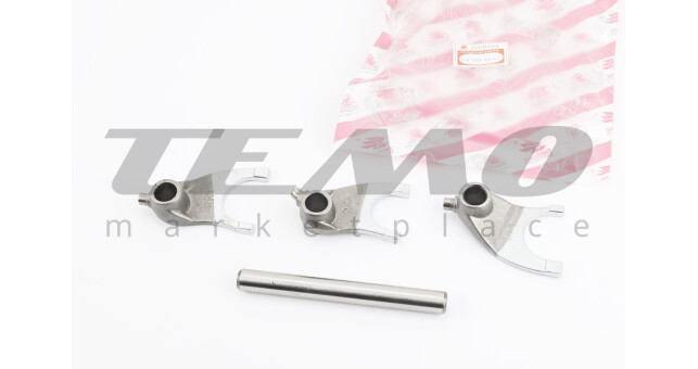 Вилка перемикання передач к-кт 3шт + вал СВ250 - фото 1