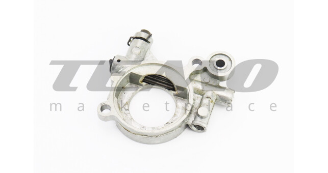 Насос масляный Husqvarna-365/372, JONSERED-CS2165/CS2171/CS2172 - фото 1